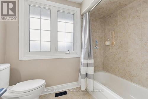 920 Walkley Road, Ottawa, ON - Indoor Photo Showing Bathroom