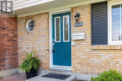 920 Walkley Road, Ottawa, ON - Outdoor With Exterior