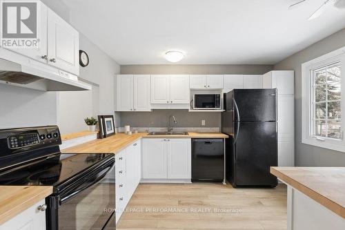 920 Walkley Road, Ottawa, ON - Indoor Photo Showing Kitchen With Double Sink