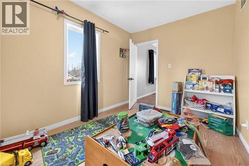 29 Quaker Road, Welland, ON - Indoor