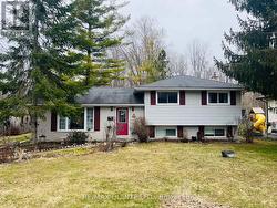 527 MONTROSE ROAD Quinte West (Sidney Ward), ON K8R 1B2