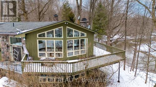 Wraparound Deck - 50 Concession Rd 2 W, Tiny, ON - Outdoor