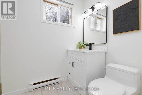 Ground Floor Bathroom - 50 Concession Rd 2 W, Tiny, ON - Indoor Photo Showing Bathroom