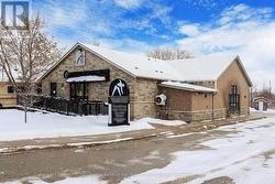 543 THE QUEENSWAY S  Georgina, ON L4P 2E7