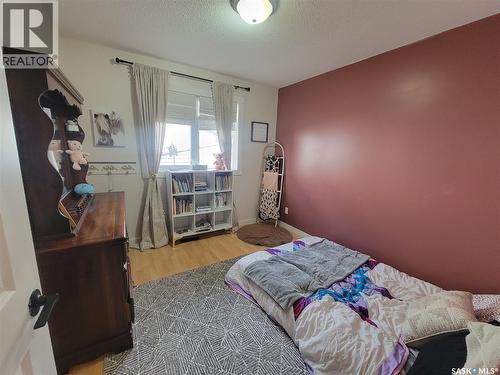 4702 Leader Street, Macklin, SK - Indoor Photo Showing Bedroom