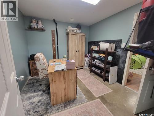 4702 Leader Street, Macklin, SK - Indoor Photo Showing Other Room