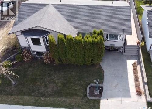 4702 Leader Street, Macklin, SK - Outdoor With Deck Patio Veranda