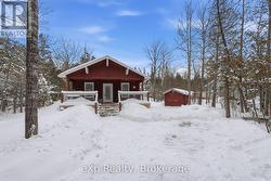 38 MILLER LAKE ROAD Northern Bruce Peninsula, ON N0H 1Z0