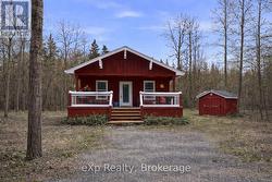 38 MILLER LAKE ROAD Northern Bruce Peninsula, ON N0H 1Z0