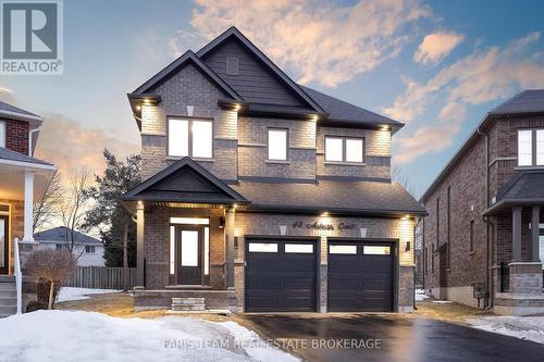 43 AUBURN COURT  Barrie, ON L4N 0A5