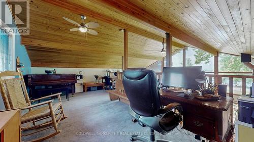 33 Lake Drive E, Georgina, ON - Indoor Photo Showing Office
