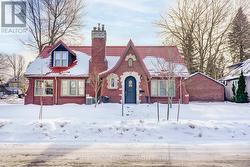 1 WOODLAND PLACE  London South (South F), ON N6C 1H9