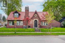 1 WOODLAND PLACE  London South (South F), ON N6C 1H9