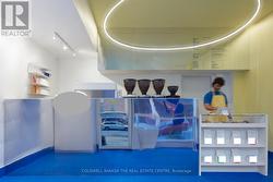 136 LAUDER AVENUE  Toronto, ON M6H 3E5