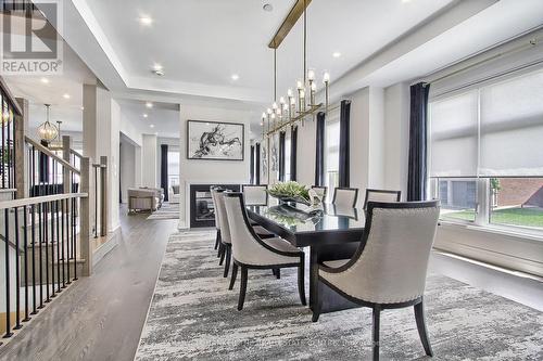 92 Maple Fields Circle, Aurora, ON - Indoor Photo Showing Dining Room