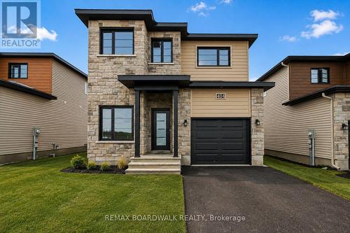 404 FALCON LANE  Russell, ON K4R 1E5