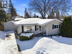 2722 Jarvis DRIVE  Saskatoon, SK S7J 2V3