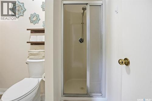 2722 Jarvis Drive, Saskatoon, SK - Indoor Photo Showing Bathroom