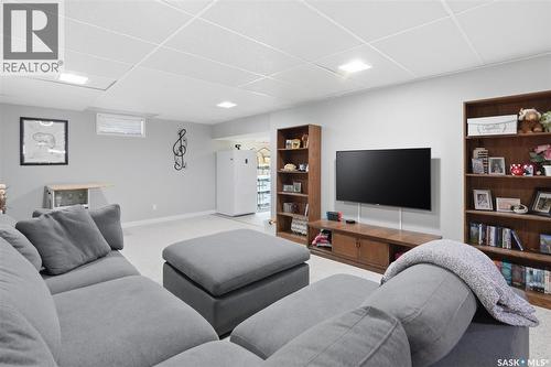 2722 Jarvis Drive, Saskatoon, SK - Indoor