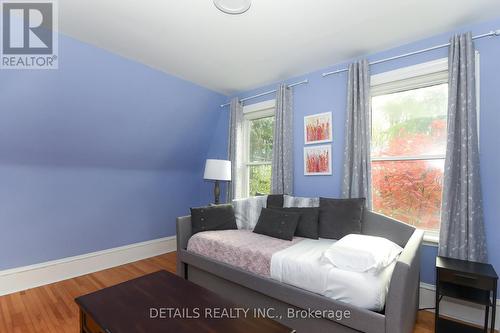19 Gould Street, Ottawa, ON - Indoor Photo Showing Bedroom
