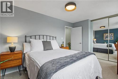 Bedroom featuring carpet flooring and a closet - 21 Greystone Crescent, St. Catharines, ON - Indoor Photo Showing Bedroom