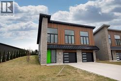 2 Riverview DRIVE  Chatham, ON N7M 6G5