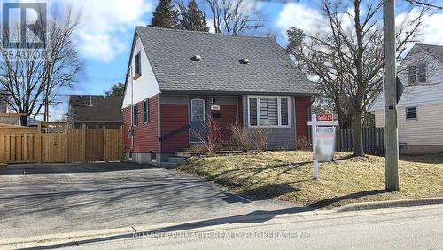 1243 LANDOR STREET  London East (East C), ON N5Y 3W2