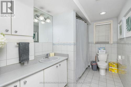 89 Allingham Gardens, Toronto, ON - Indoor Photo Showing Bathroom