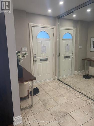 89 Allingham Gardens, Toronto, ON - Indoor Photo Showing Other Room