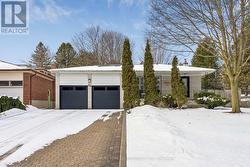 24 CORAL HARBOUR CRESCENT Markham, ON L3T 2Z7