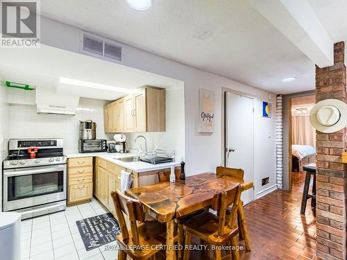 7497 Middleshire Drive, Mississauga, ON - Indoor