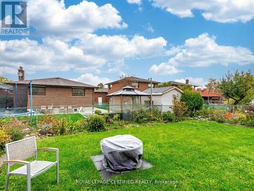 7497 Middleshire Drive, Mississauga, ON - Outdoor