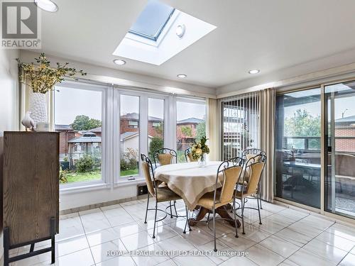 7497 Middleshire Drive, Mississauga, ON - Indoor Photo Showing Dining Room