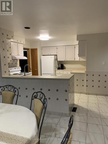 7497 Middleshire Drive, Mississauga, ON - Indoor