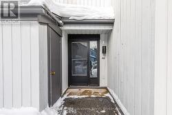 422 - 14 DAWSON DRIVE  Collingwood, ON L9Y 5B4