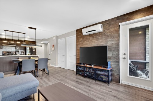 Living Room - 303-1040 Boul. De Palerme, La Prairie, QC - Indoor Photo Showing Other Room