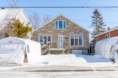 545 Rue St-André  Laval (Pont-Viau), QC H7G 3A2