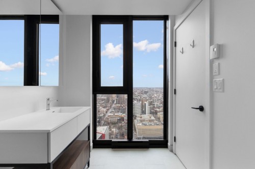 Salle de bains - 5324-1210 Rue Jeanne-Mance, Montréal (Ville-Marie), QC - Indoor Photo Showing Bathroom