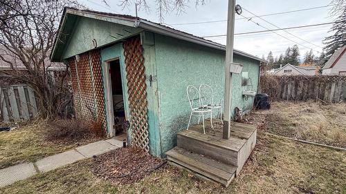 213 16Th Avenue, Cranbrook, BC - Outdoor