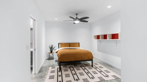 4535 Mcculloch Road, Kelowna, BC - Indoor