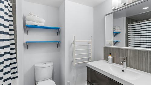 4535 Mcculloch Road, Kelowna, BC - Indoor Photo Showing Bathroom