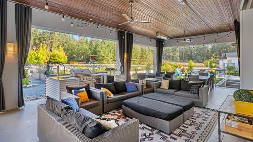 4535 Mcculloch Road, Kelowna, BC - Outdoor With Deck Patio Veranda With Exterior