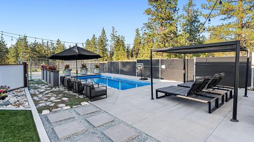 4535 Mcculloch Road, Kelowna, BC - Outdoor With In Ground Pool With Deck Patio Veranda