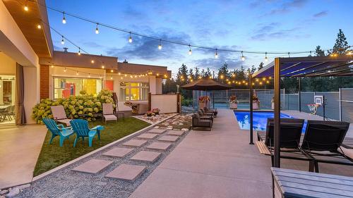 4535 Mcculloch Road, Kelowna, BC - Outdoor With In Ground Pool
