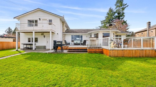 150 Barlow Rd, Campbell River, BC 
