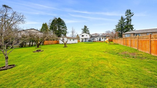 150 Barlow Rd, Campbell River, BC 