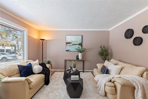79 Tulane Bay, Winnipeg, MB 