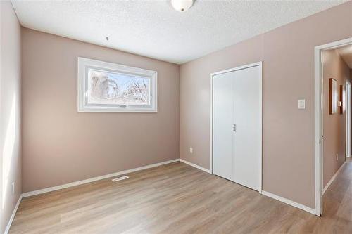 79 Tulane Bay, Winnipeg, MB 