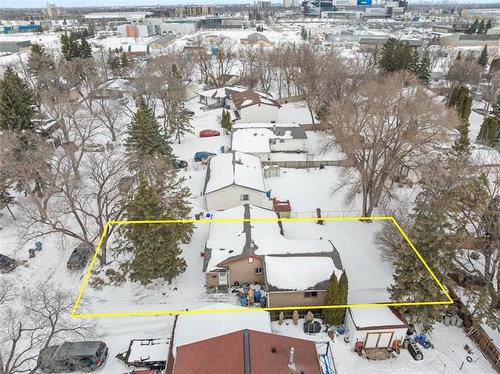 79 Tulane Bay, Winnipeg, MB 