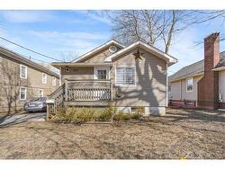 253 Dundonald ST  Fredericton, NB E3B 1X1
